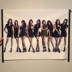 3/$25💎Girls generation(SNSD) cloth poster w tube